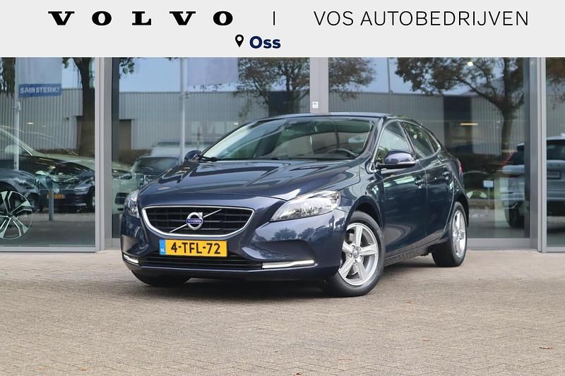 Blauw Gebruikt 2014 Volvo V40 Momentum Stationwagen | € 13.950 (Duur) - Afbeelding 1/4