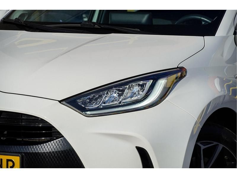 Occasion Toyota Yaris Style 93 PK (68 kW) 2021 Wit Hatchback