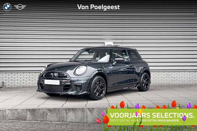 Legend grey Gebruikt 2024 Mini Cooper S Hatchback | € 45.750 - Afbeelding 1/4