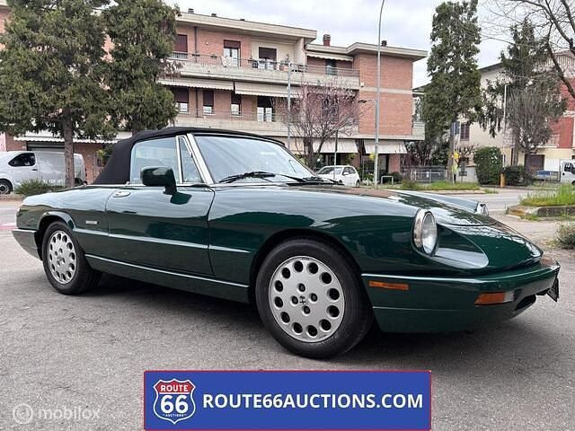 Zwart Gebruikt 1991 Alfa Romeo Spider Veloce Cabriolet | € 13.500 - Afbeelding 1/4