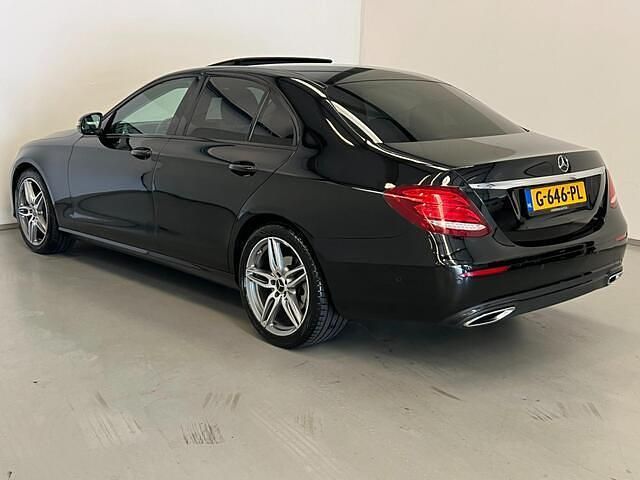 Occasion Mercedes E220 AMG 195 PK (143 kW) 2019 Zwart, metallic lak Sedan