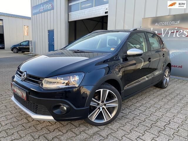 Zwart (metallic) Occasion 2010 VW Polo Cross Hatchback | € 6.940 (Eerlijke prijs) - Afbeelding 1/4