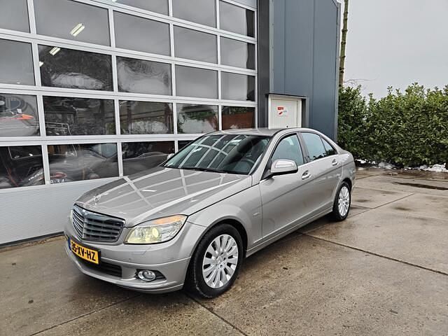 Grijs Gebruikt 2007 Mercedes C220 Avantgarde Sedan | € 3.950 (Goede deal) - Afbeelding 1/4