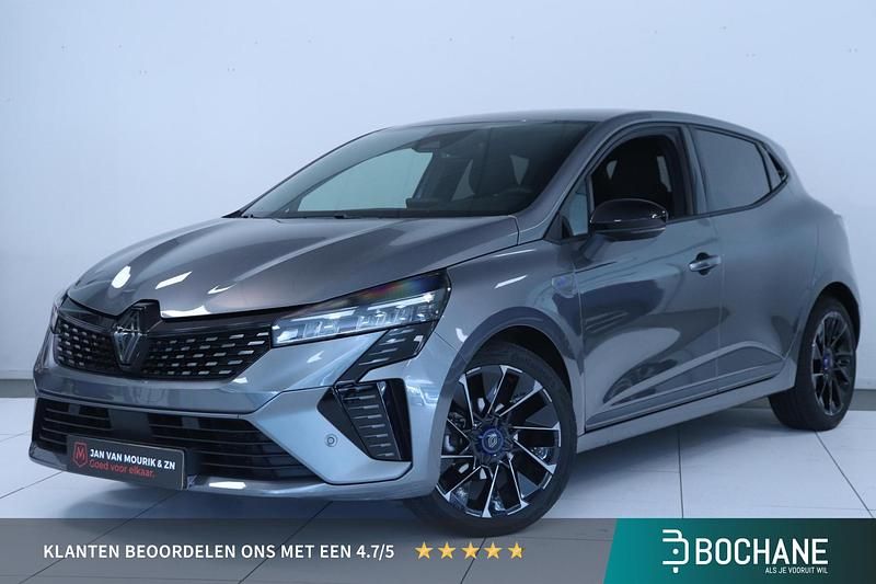 Grijs Gebruikt 2023 Renault Clio V Esprit Alpine Hatchback | € 21.295 (Iets duurder) - Afbeelding 1/4