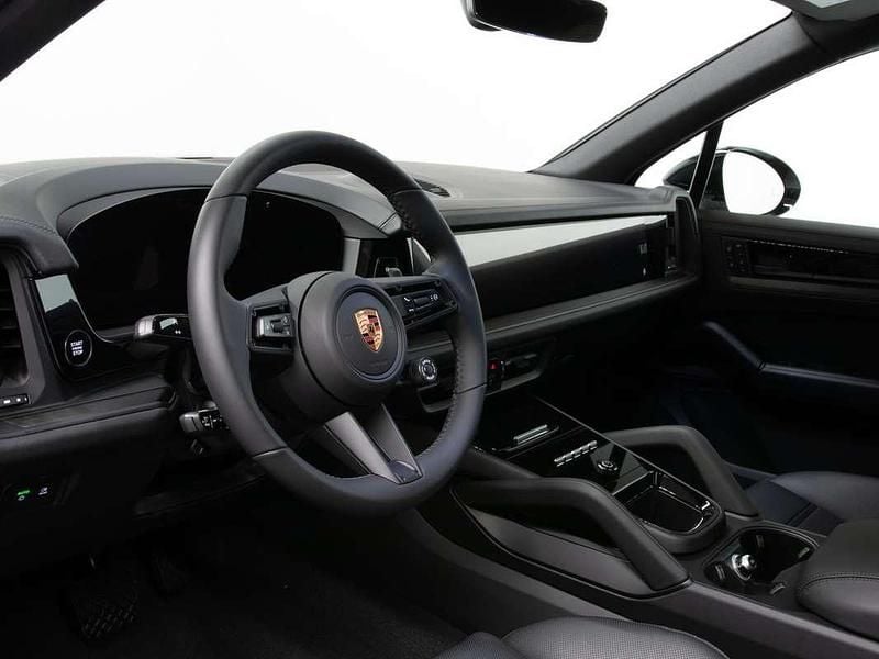 Nieuw Porsche Cayenne Black Edition 470 PK (345 kW) 2025 SUV