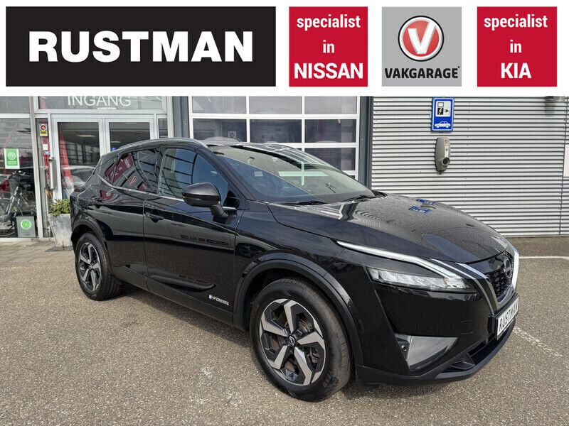Zwart Gebruikt 2023 Nissan Qashqai N-Connecta SUV | € 30.950 (Eerlijke prijs) - Afbeelding 1/4