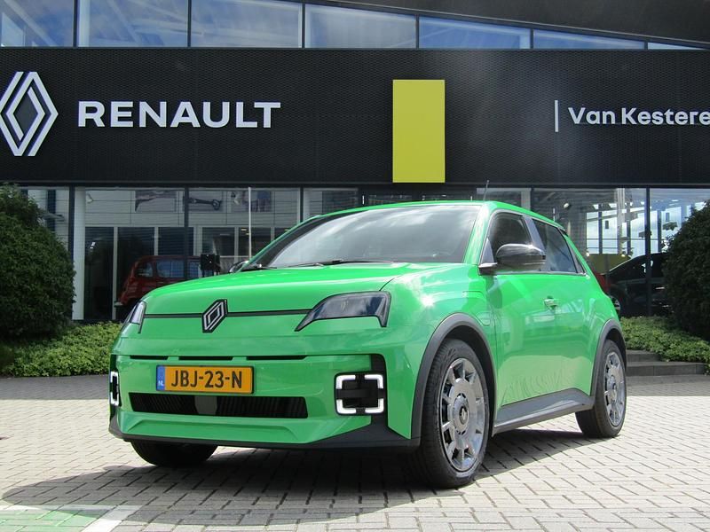 Groen Nieuw 2025 Renault R5 Urban Hatchback | € 26.240 - Afbeelding 1/4