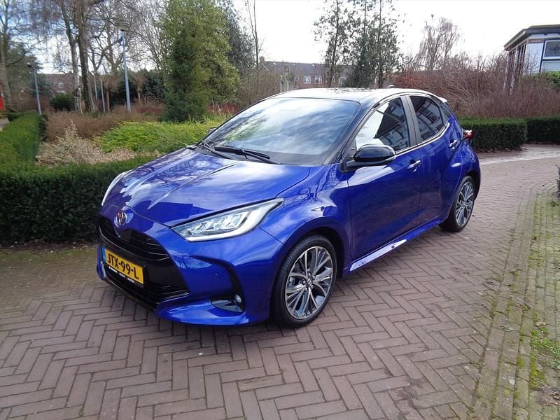 Occasion Toyota Yaris Executive 93 PK (68 kW) 2025 Blauw Hatchback