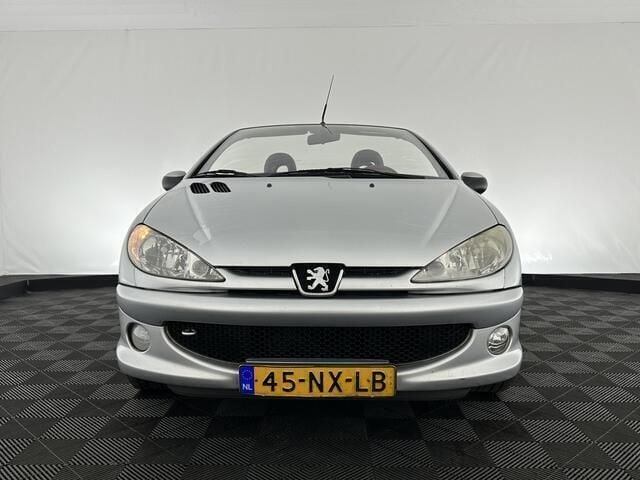 Occasion Peugeot 206 CC Sport 109 PK (80 kW) 2004 Aluminium grey (grijs metallic) Cabriolet