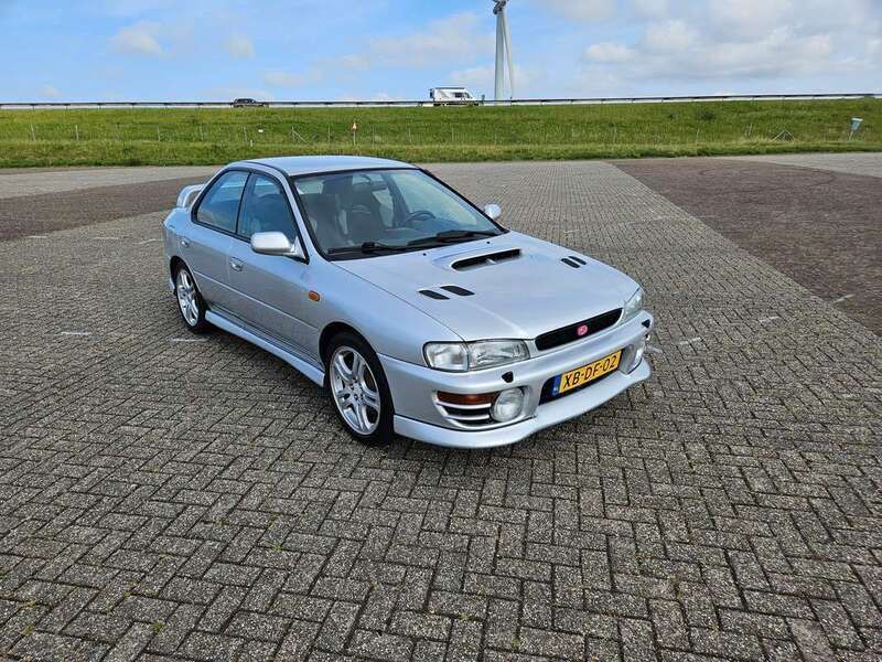 Zilver Gebruikt 1998 Subaru Impreza GT Sedan | € 25.555 - Afbeelding 1/4