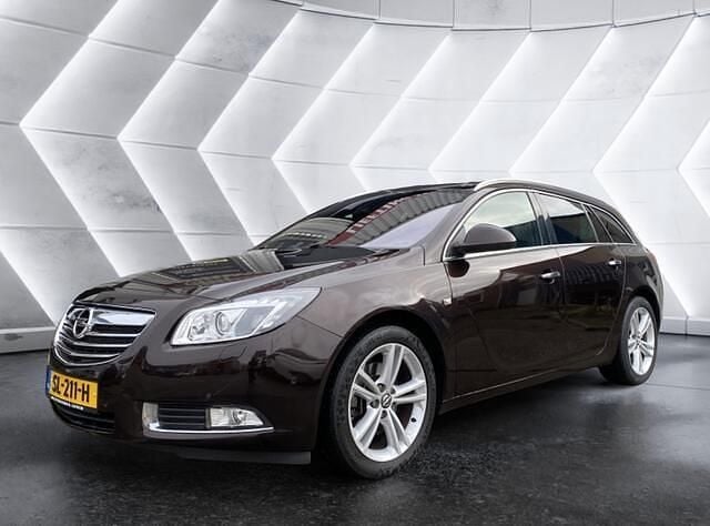 Occasion Opel Insignia Sport 180 PK (132 kW) 2012 Bruin Stationwagen