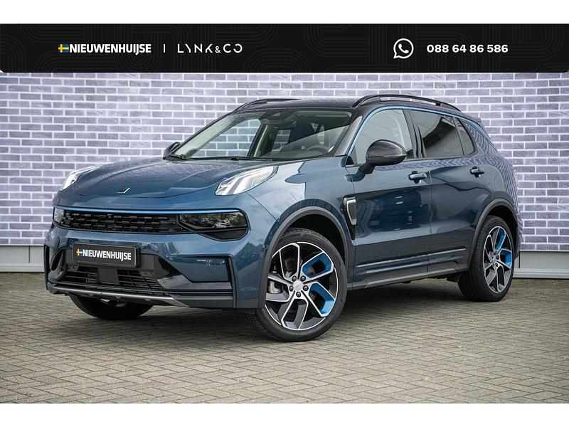 Blauw Gebruikt 2023 Lynk & Co 01 SUV | € 24.899 (Eerlijke prijs) - Afbeelding 1/1