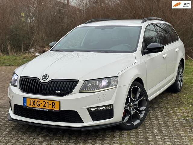 Occasion Skoda Octavia RS 220 PK (161 kW) 2016 Wit Hatchback