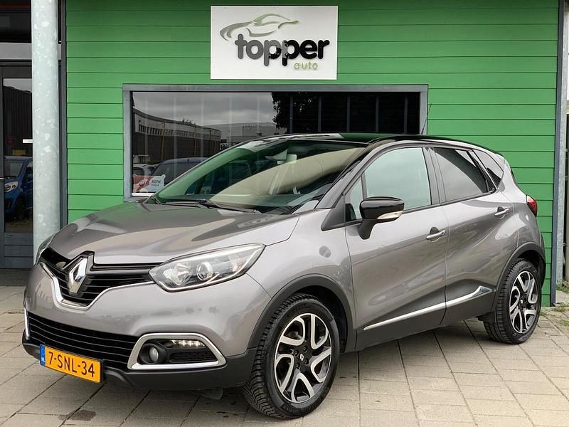 Grijs, metallic lak Gebruikt 2013 Renault Captur Dynamique SUV | € 6.950 (Eerlijke prijs) - Afbeelding 1/4