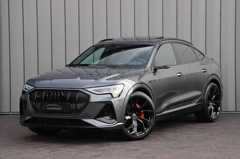 Grijs Gebruikt 2020 Audi e-tron Sportback S-Line SUV | € 35.950 (Eerlijke prijs) - Afbeelding 1/4