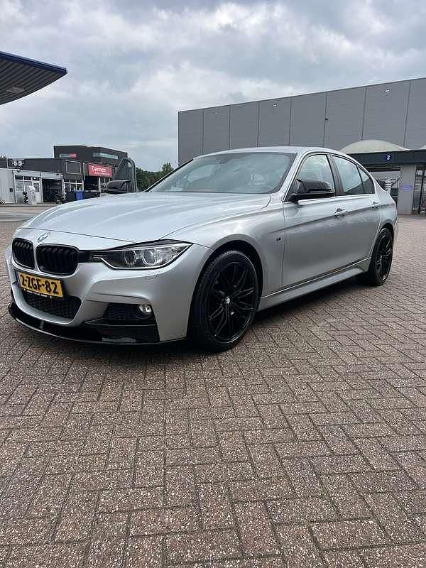 Occasion 2015 BMW 316 Sport Line Sedan | € 12.000 (Iets duurder) - Afbeelding 1/4