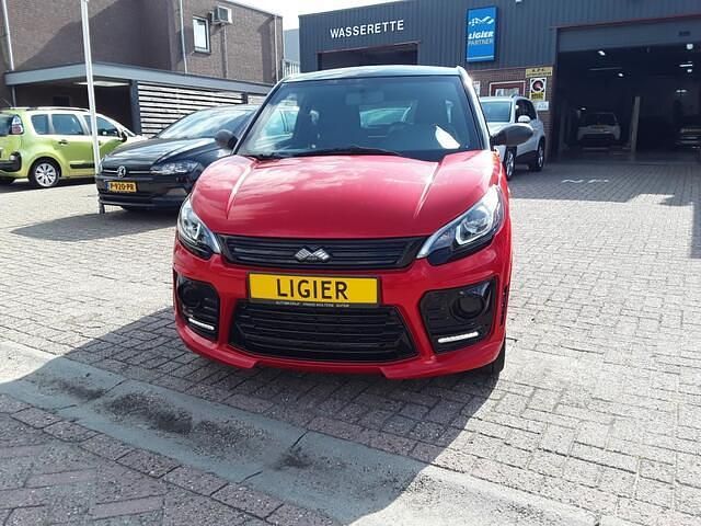 Occasion Ligier JS50 2019 Rood, metallic lak Hatchback