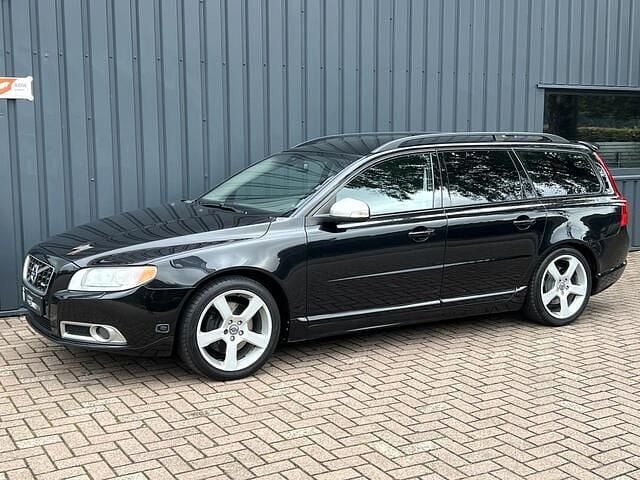 Zwart Gebruikt 2011 Volvo V70 R-Design Stationwagen | € 11.995 (Goede deal) - Afbeelding 1/4