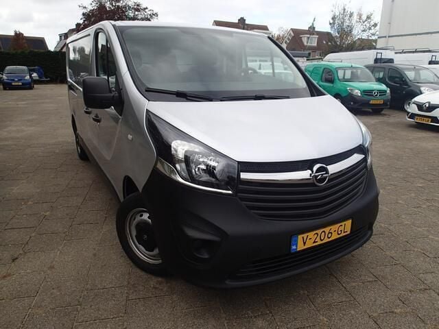 Grijs Occasion 2017 Opel Vivaro Edition MPV | € 12.950 (Duur) - Afbeelding 1/4