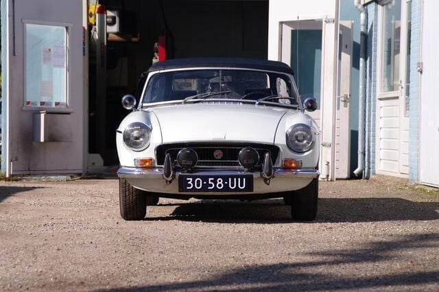 Occasion MG B 95 PK (69 kW) 1972 Wit Cabriolet