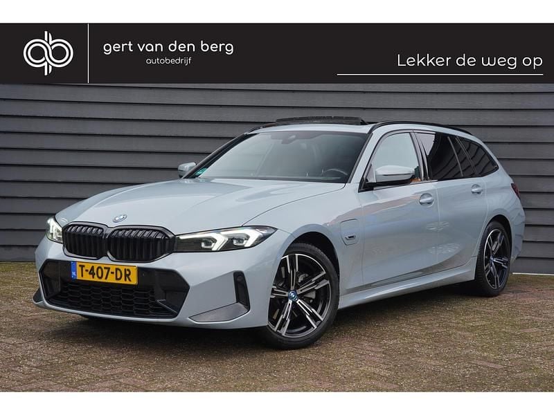 Occasion BMW 320 204 PK (150 kW) 2023 Grijs Stationwagen