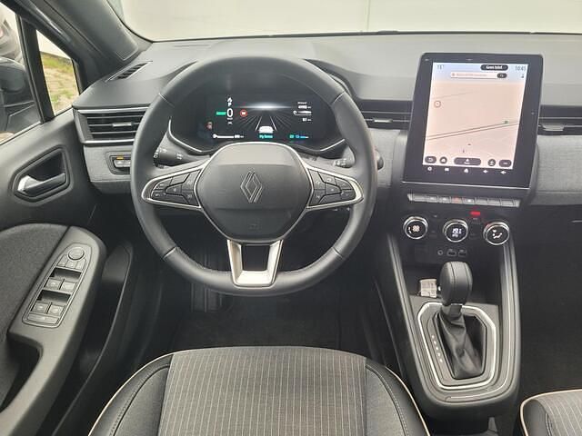 Occasion Renault Clio V Techno 143 PK (105 kW) 2024 Grijs Hatchback