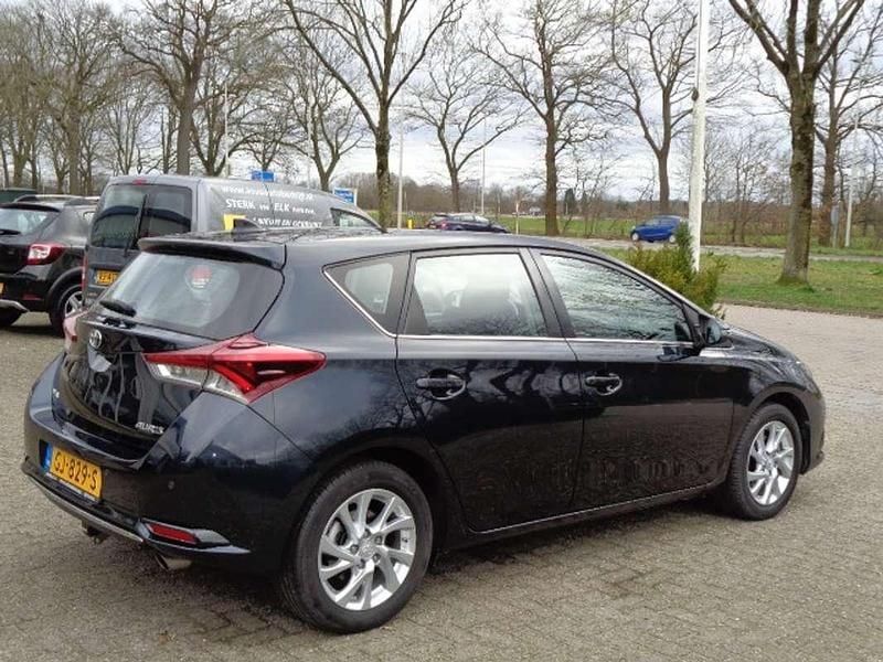 Occasion Toyota Auris 116 PK (85 kW) 2015 Grijs Hatchback