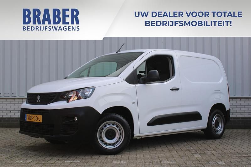 Wit Gebruikt 2019 Peugeot Partner Premium MPV | € 12.292 (Eerlijke prijs) - Afbeelding 1/4