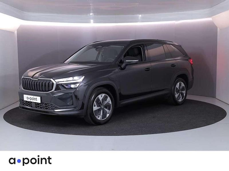 Zwart Gebruikt 2025 Skoda Kodiaq Selection SUV | € 47.849 - Afbeelding 1/3
