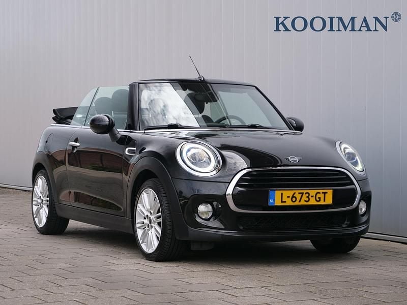 Zwart, metallic lak Gebruikt 2019 Mini Cooper Cabriolet Chili Cabriolet | € 20.395 (Eerlijke prijs) - Afbeelding 1/4