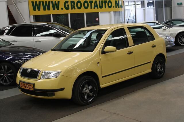 Geel Gebruikt 2001 Skoda Fabia Comfort Hatchback | € 744 (Goede deal) - Afbeelding 1/4