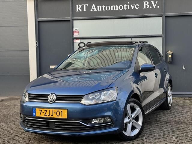 Blauw Occasion 2015 VW Polo Highline Hatchback | € 8.450 (Eerlijke prijs) - Afbeelding 1/4