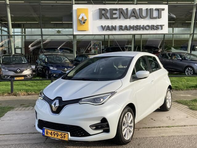 Wit Gebruikt 2020 Renault Zoe Intens Hatchback | € 17.950 - Afbeelding 1/4