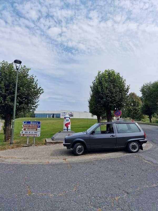 Grijs Gebruikt 1988 VW Polo Basis Stationwagen | € 4.000 - Afbeelding 1/3