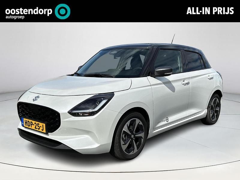 Wit Gebruikt 2025 Suzuki Swift Style Hatchback | € 26.445 (Duur) - Afbeelding 1/4