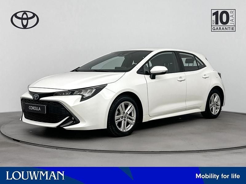 Wit Gebruikt 2022 Toyota Corolla Hybrid Business Edition Hatchback | € 23.945 (Goede deal) - Afbeelding 1/3