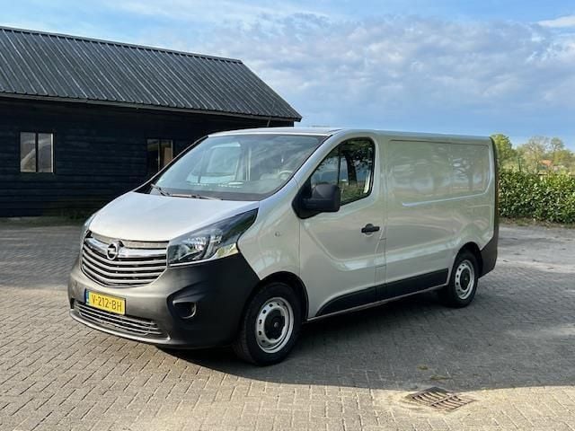 Zilver Gebruikt 2016 Opel Vivaro Sport Van | € 3.490 (Super prijs) - Afbeelding 1/4