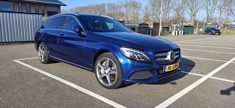 Blauw Occasion 2015 Mercedes C350e Stationwagen | € 17.500 (Eerlijke prijs) - Afbeelding 1/4