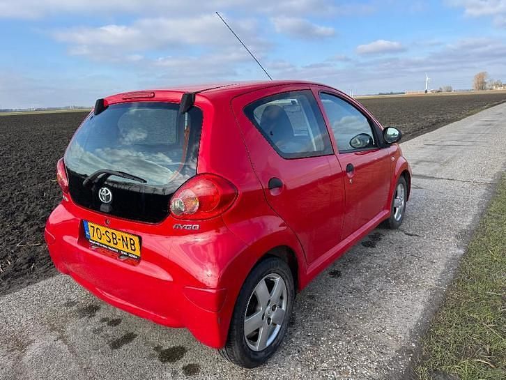 Occasion Toyota Aygo 68 PK (50 kW) 2005 Hatchback