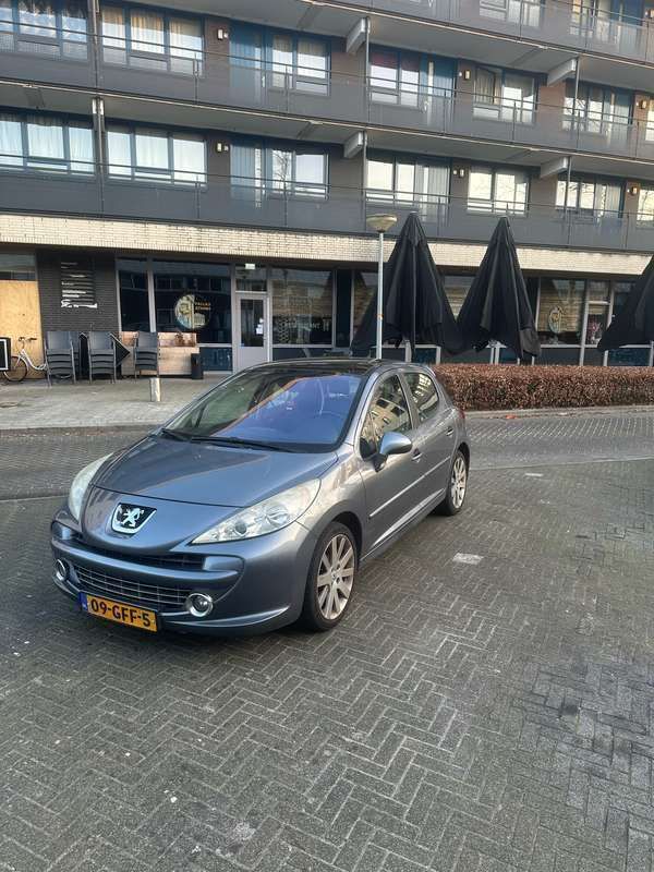 Grijs Gebruikt 2008 Peugeot 207 Hatchback | € 2.800 (Eerlijke prijs) - Afbeelding 1/4