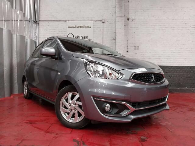 Grijs Gebruikt 2016 Mitsubishi Space Star Intense Sedan | € 8.400 (Goede deal) - Afbeelding 1/4