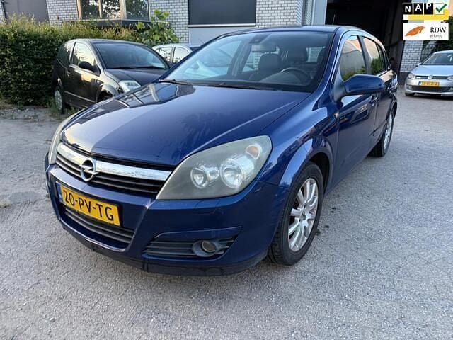 Blauw Gebruikt 2005 Opel Astra Hatchback | € 650 (Super prijs) - Afbeelding 1/4