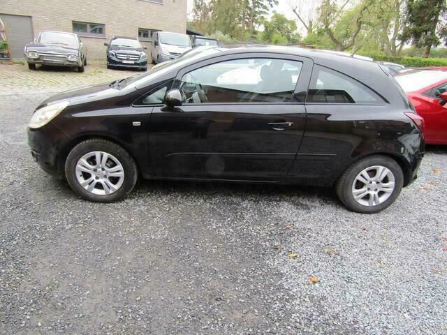 Occasion Opel Corsa 75 PK (55 kW) 2007 Zwart Sedan