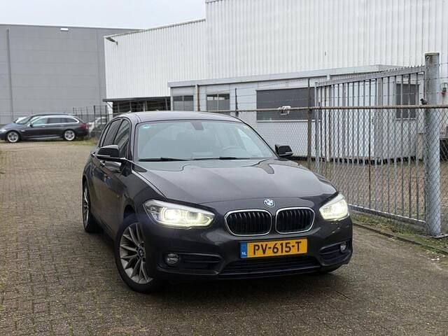 Occasion BMW 116 Executive 116 PK (85 kW) 2017 Zwart (metallic) Hatchback