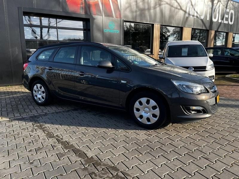 Occasion Opel Astra 2015 Grijs Stationwagen