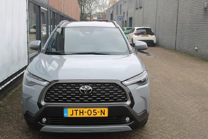 Occasion Toyota Corolla Cross 140 PK (102 kW) 2025 Grijs SUV