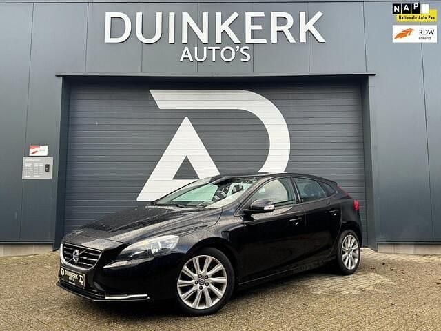 Zwart Gebruikt 2013 Volvo V40 R-Design Hatchback | € 4.950 (Super prijs) - Afbeelding 1/4
