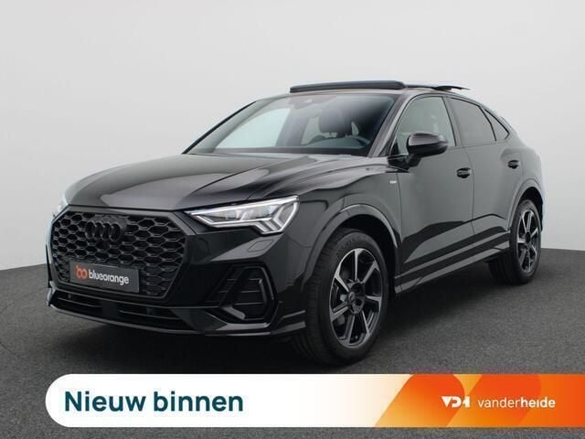 Zwart Nieuw 2025 Audi Q3 Sportback Competition SUV | € 57.500 (Duur) - Afbeelding 1/3