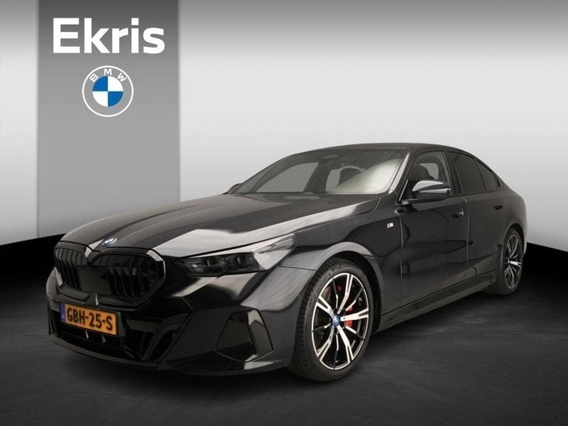 Carbonzwart metallic Gebruikt 2024 BMW i5 Comfort Edition Sedan | € 56.900 (Super prijs) - Afbeelding 1/4