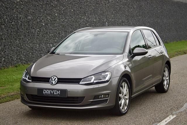Grijs Gebruikt 2013 VW Golf VII Hatchback | € 7.990 (Eerlijke prijs) - Afbeelding 1/4
